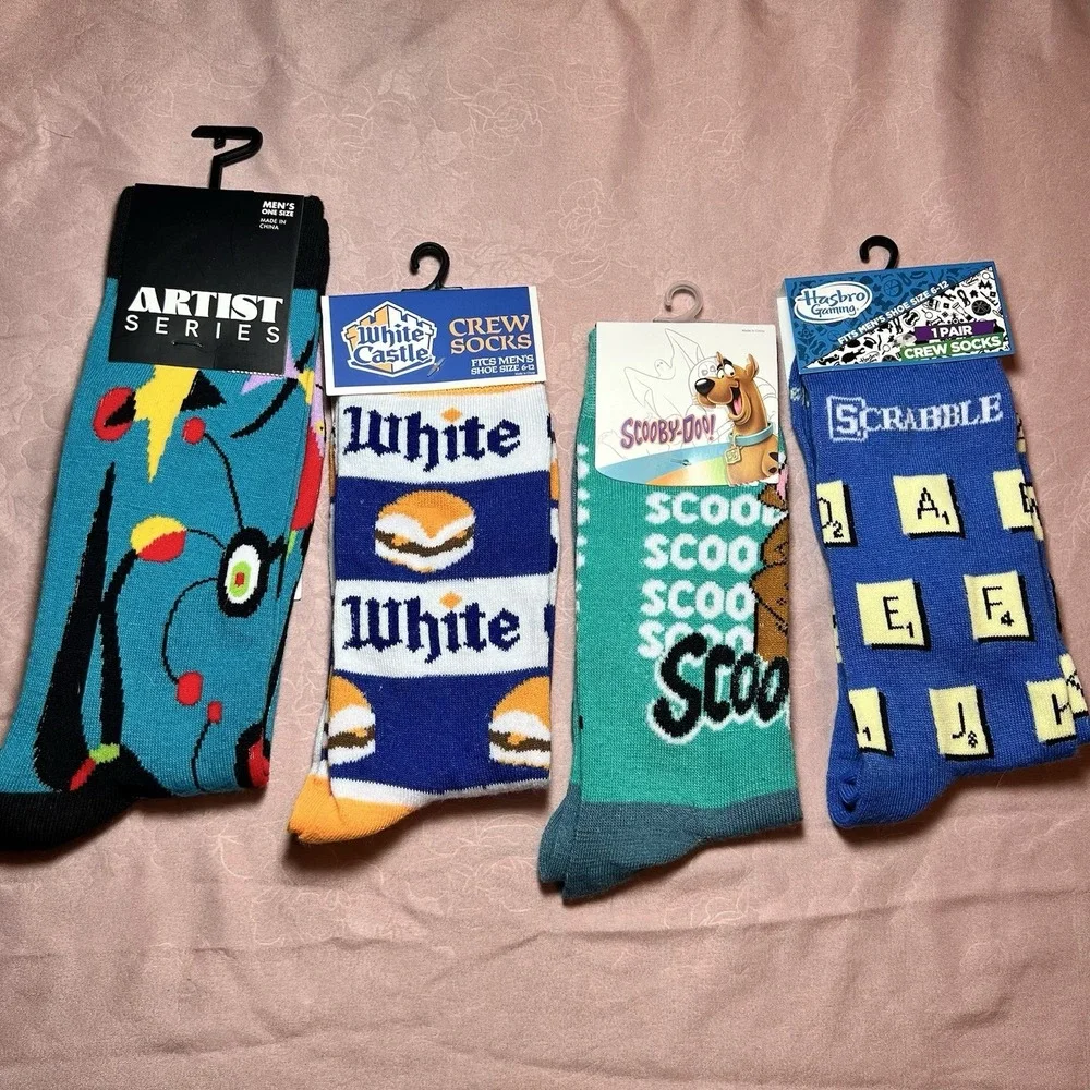 Lot Of 4 Novelty Unisex Crew Socks White Castle‎ Scooby Doo Scrabble Size 6-12